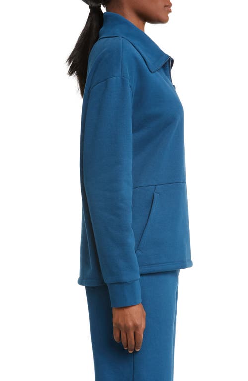Beyond Yoga Trek Half Zip Pullover In Blue Gem