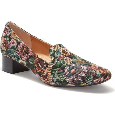Me Too Gwen Block Heel Pump- Burgundy