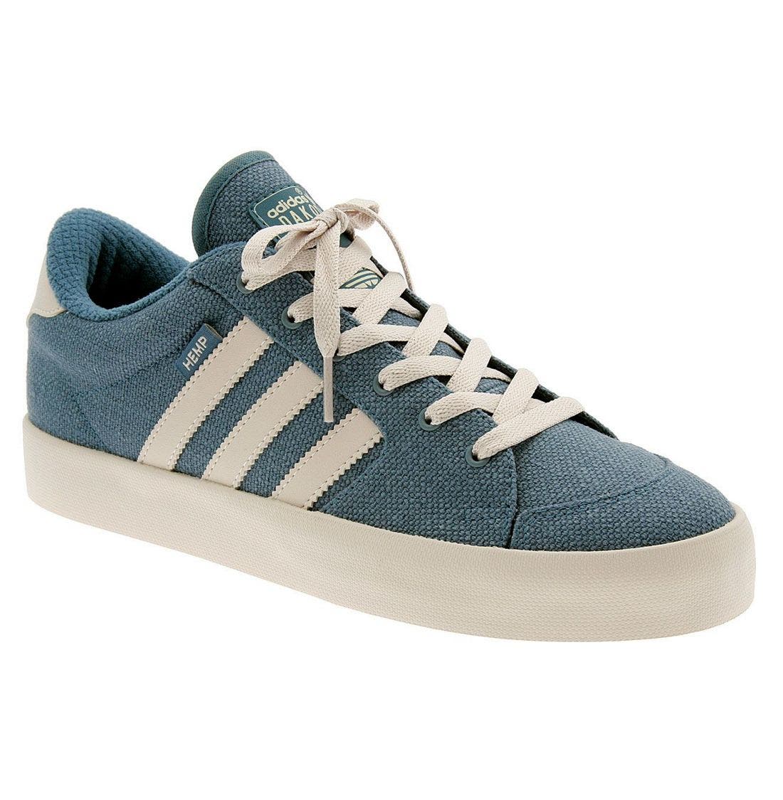 adidas dakota