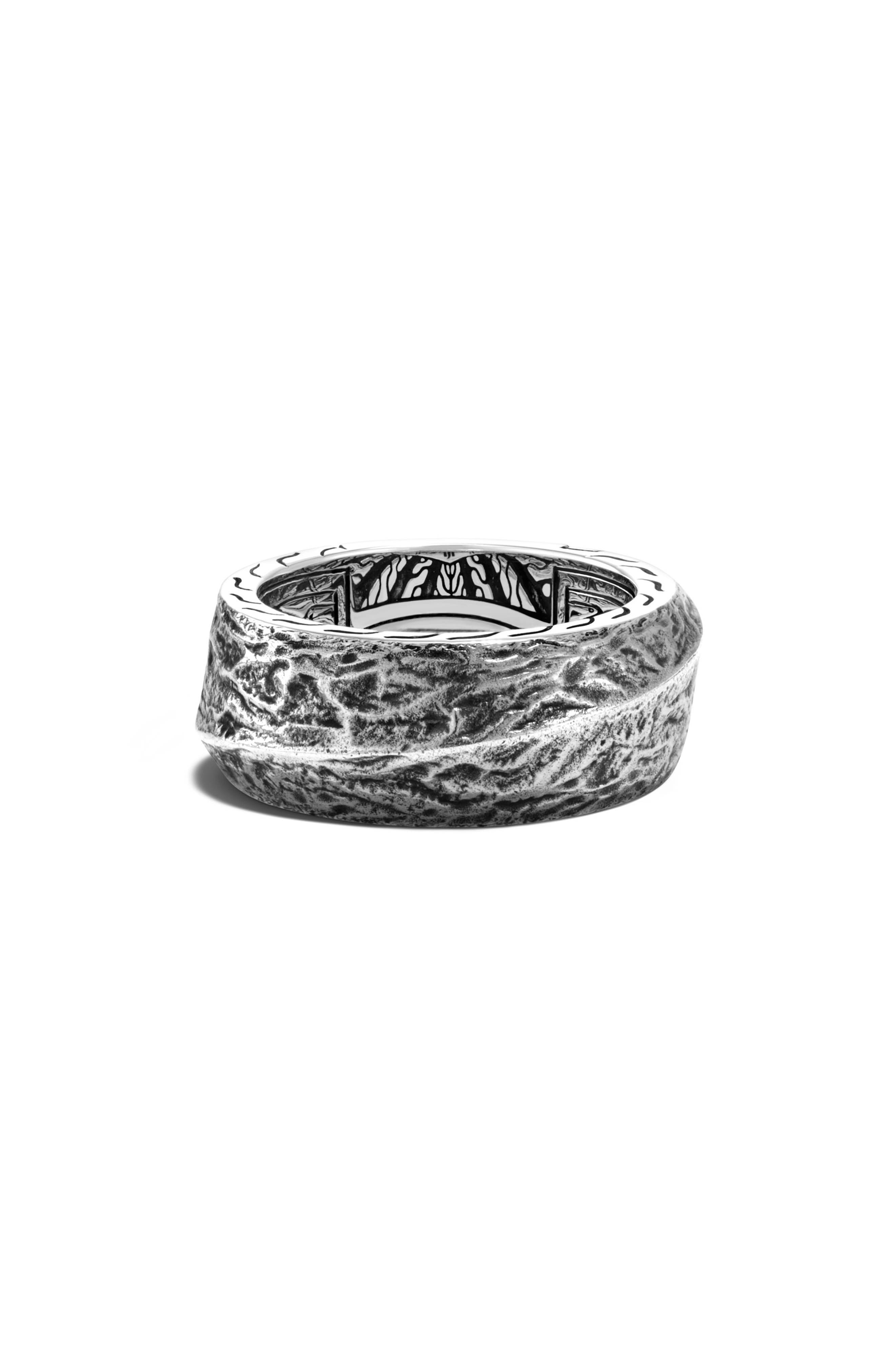 John Hardy Men's Classic Chain Reclaimed Band Ring in Silver at Nordstrom