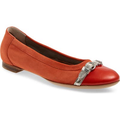 Agl Cap Toe Ballet Flat - Orange