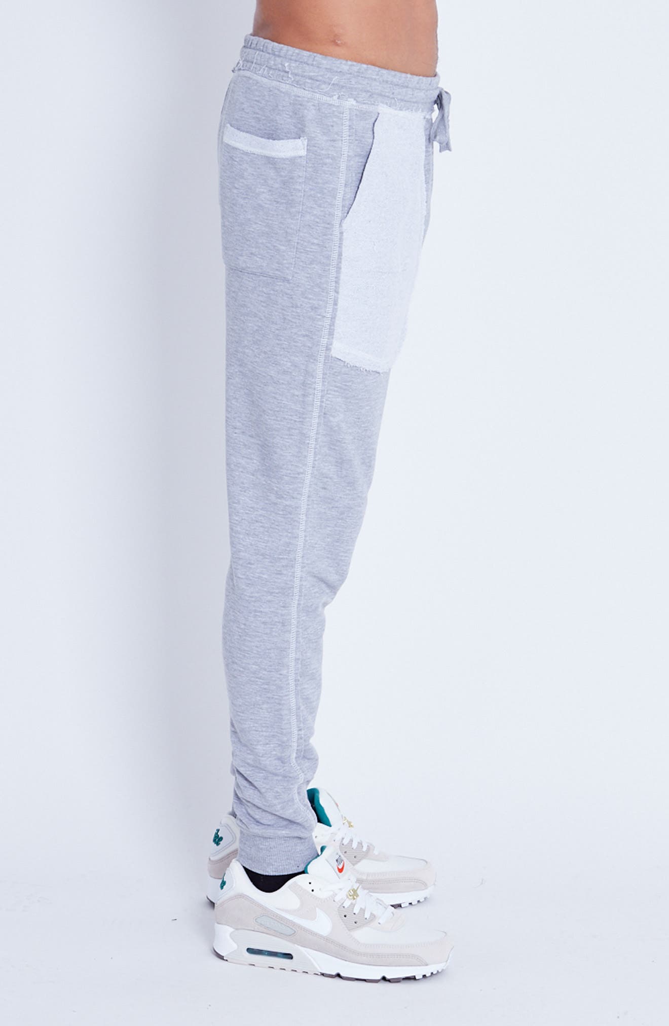 youth medium joggers