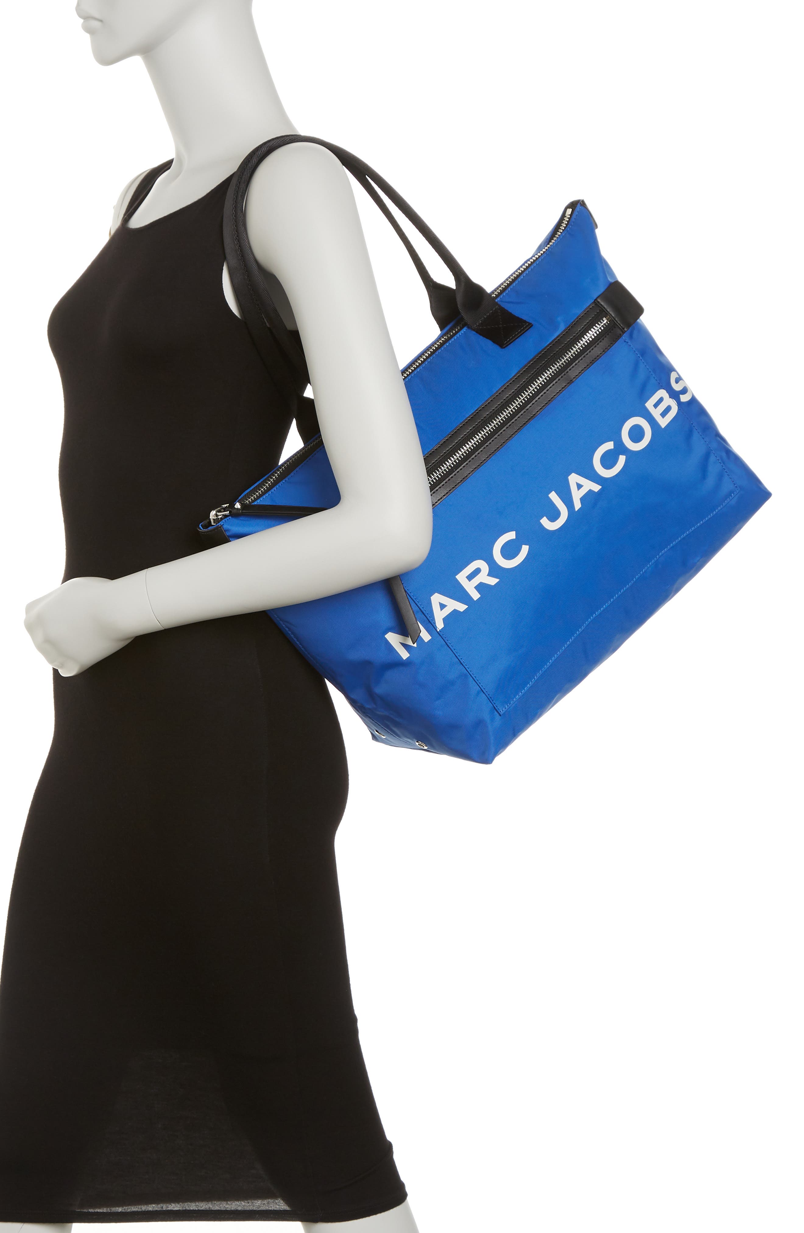 marc jacobs zip logo tote