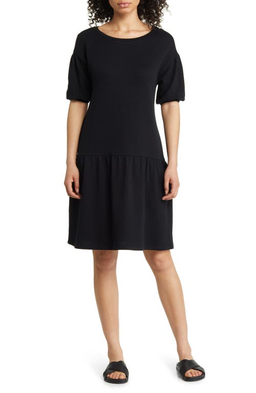 caslon(r) Short Sleeve Drop Waist Dress in Black