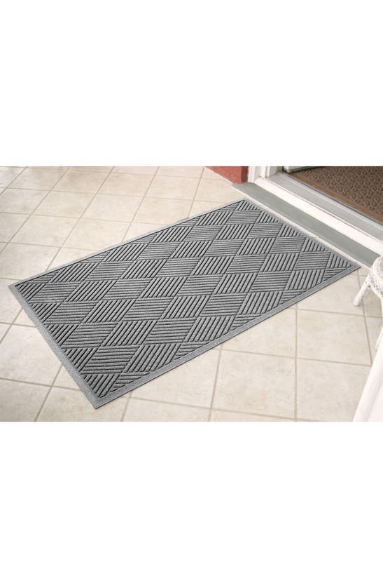 Shop Bungalow Flooring Waterhog Diamonds Floor Mat In Medium Gray