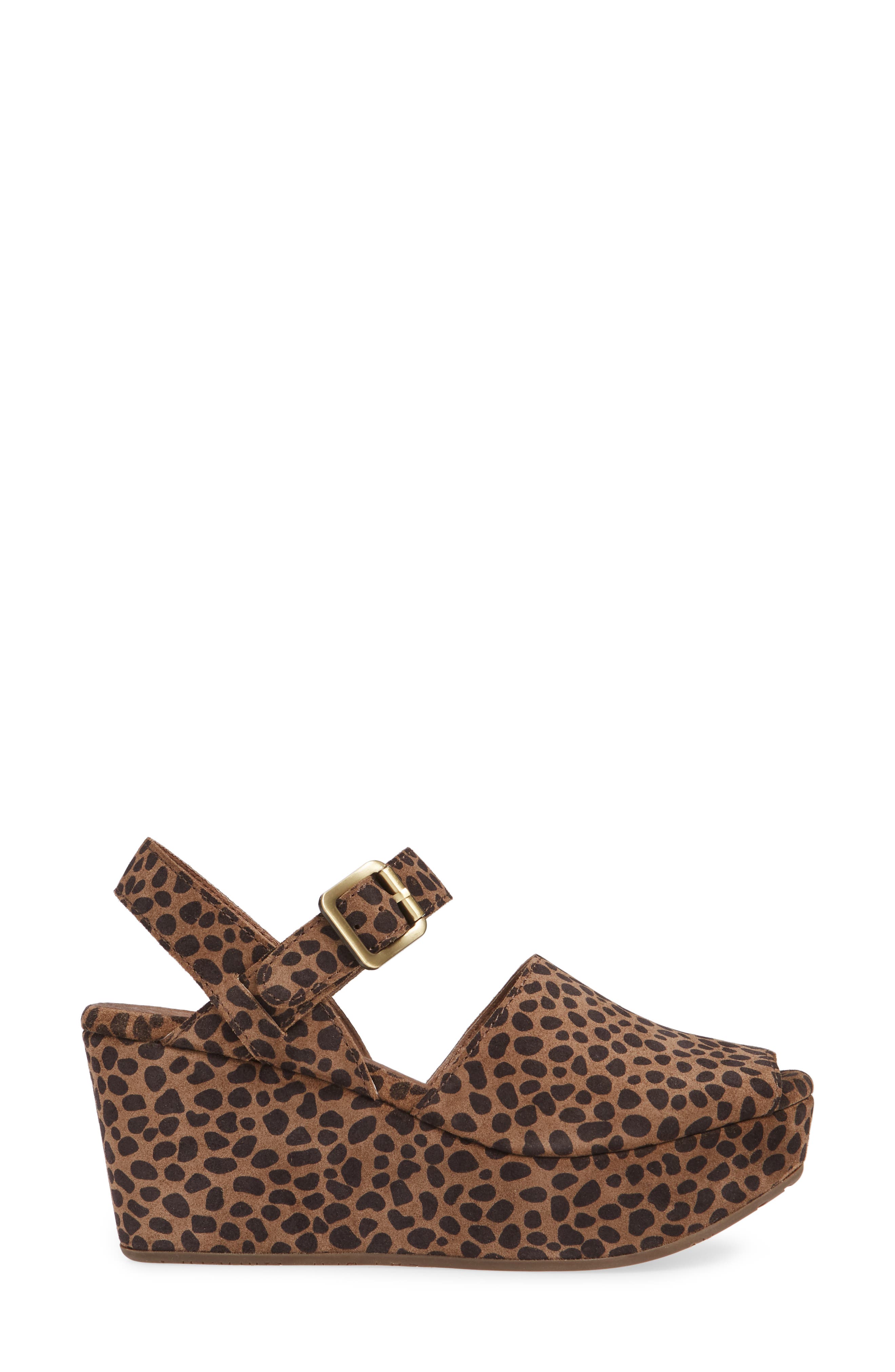 chocolat blu leopard wedge