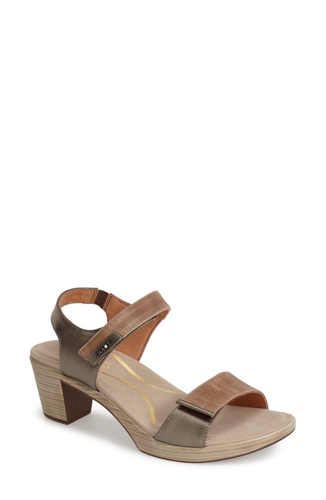 size 11 women's sandals