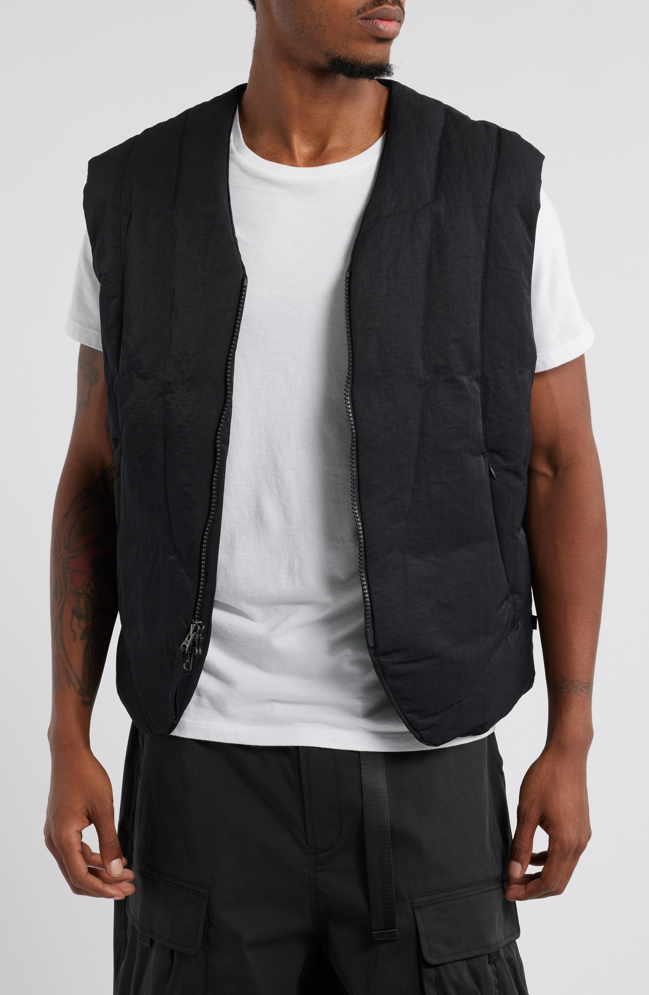 Alpha Industries Insulated Down Vest in Black 