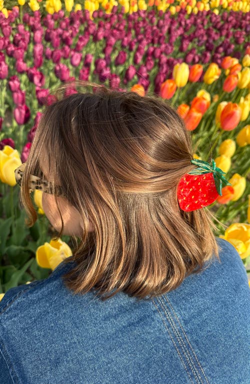 Solar Eclipse Strawberry Claw Hair Clip In Red