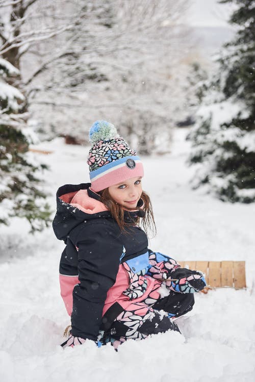 Deux Par Deux Girl's Knit Hat Blue, Pink And White Retro Flowers In Flowers Jacquard