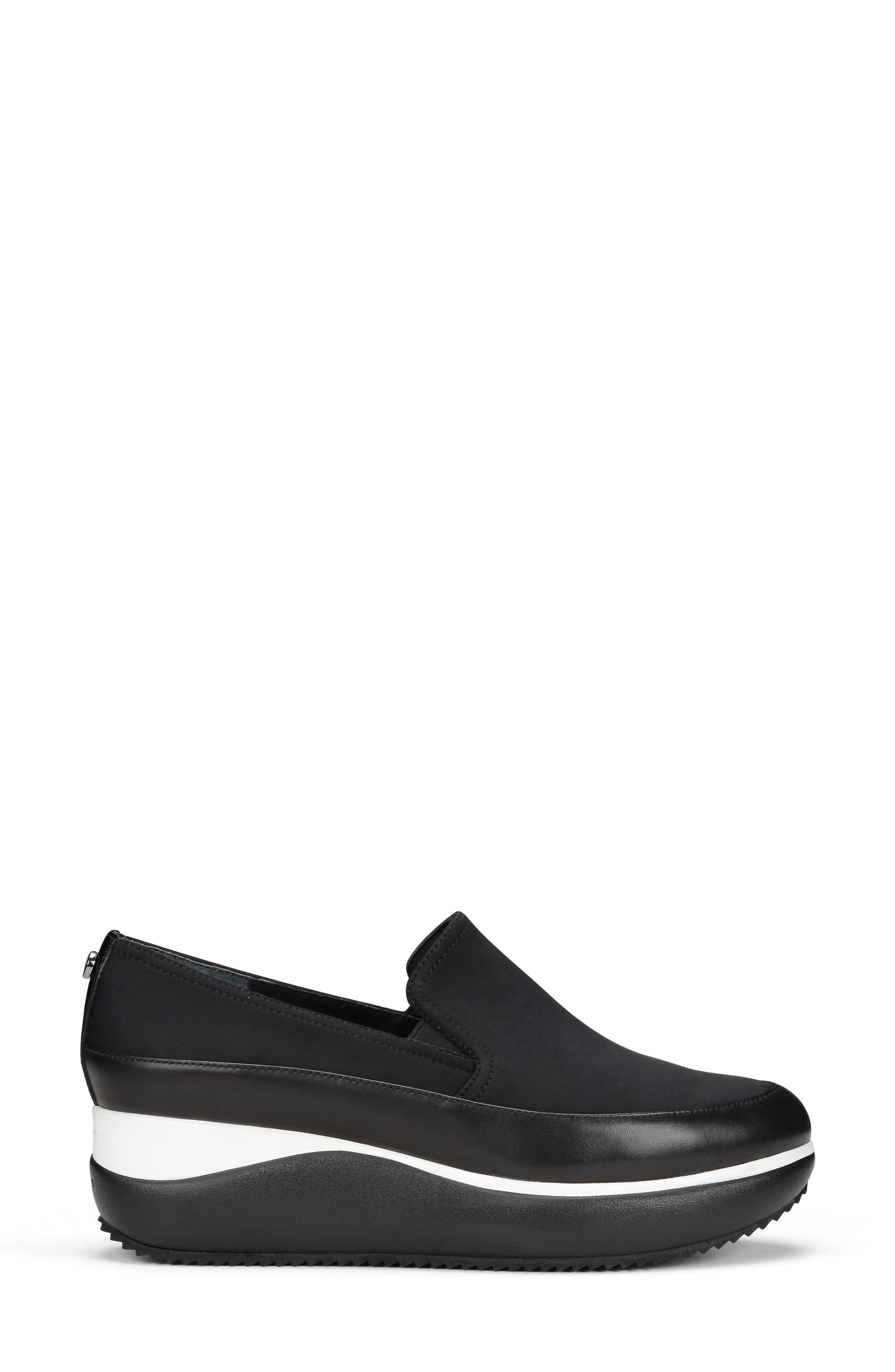 donald pliner slip on