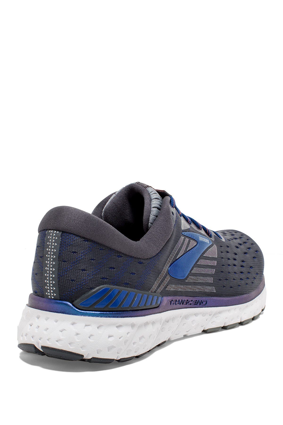 brooks transcend 6 canada