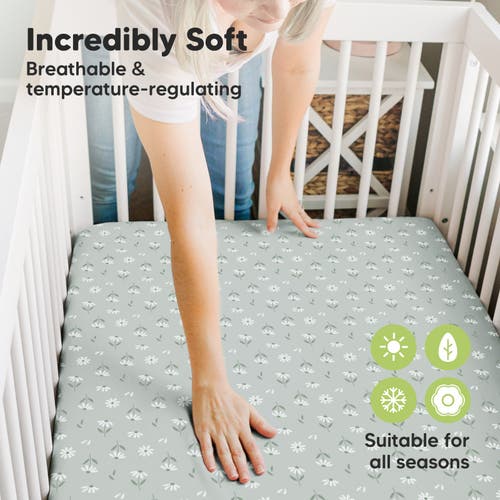 Keababies Soothe Fitted Mini Crib Sheet In Daisies
