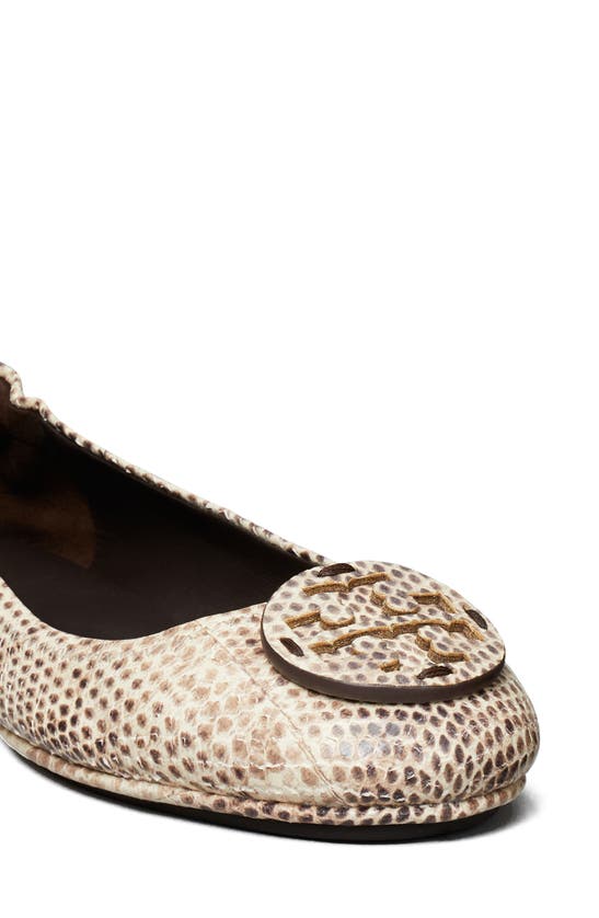 Shop Tory Burch Minnie Travel Ballet Flat In Cream Roccia