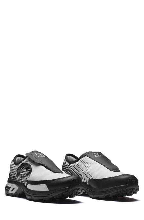 Comme Des Garçons X Salomon Sr901e Sneaker In Black/ White