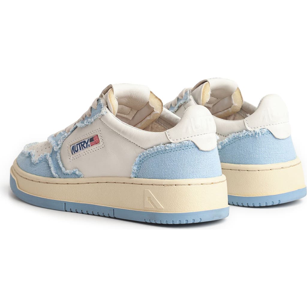 Autry Medalist Low Sneaker In Blue