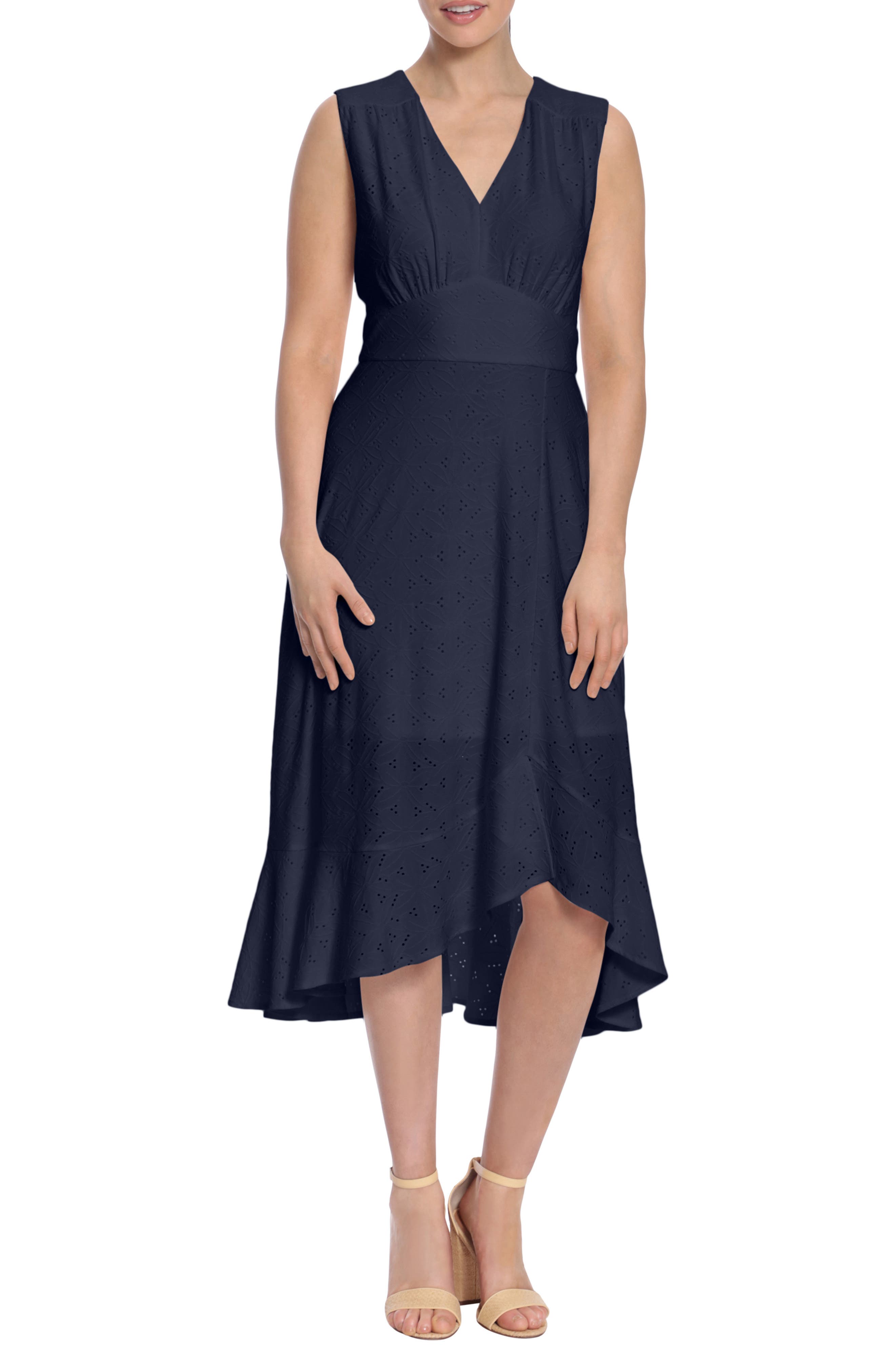 London Times V-Neck Sleeveless Eyelet 