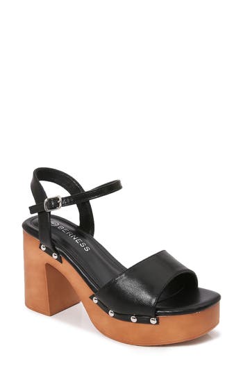 Berness Chelsea Platform Sandal In Black