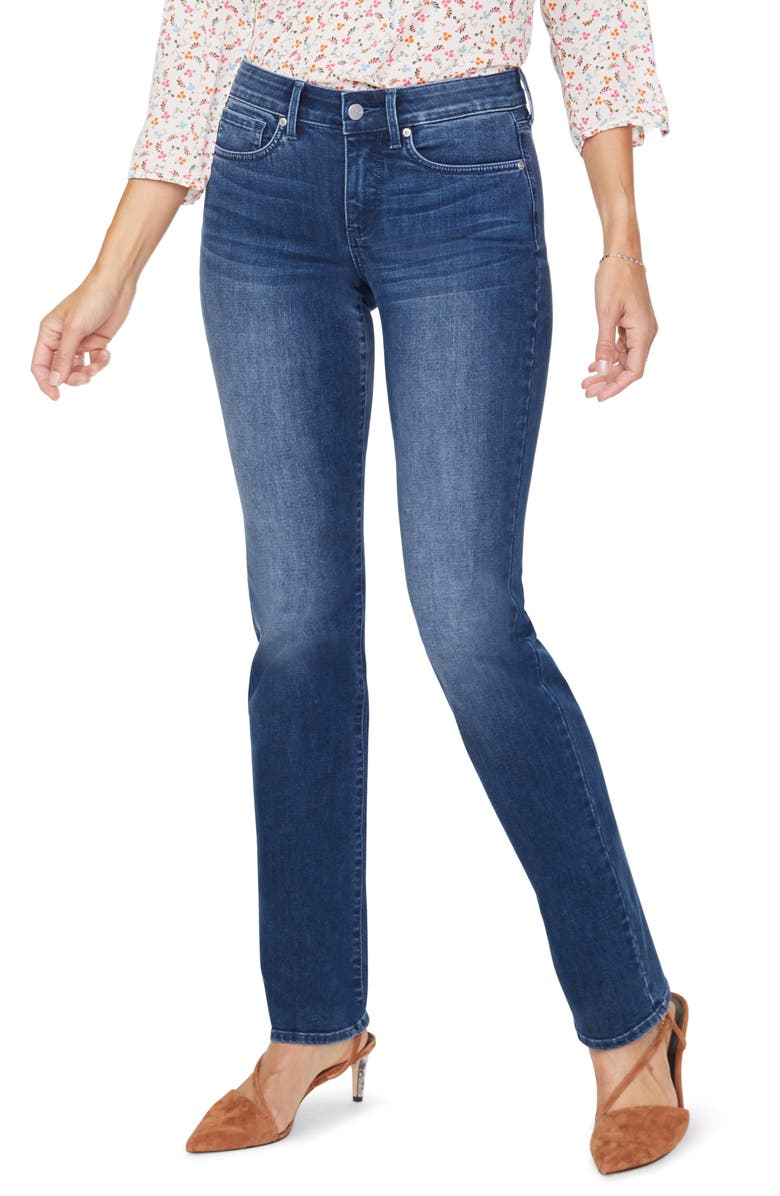 Best Jeans For Apple Shape Top 7 Brands In
