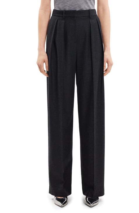 Flared woolen pants in Black for