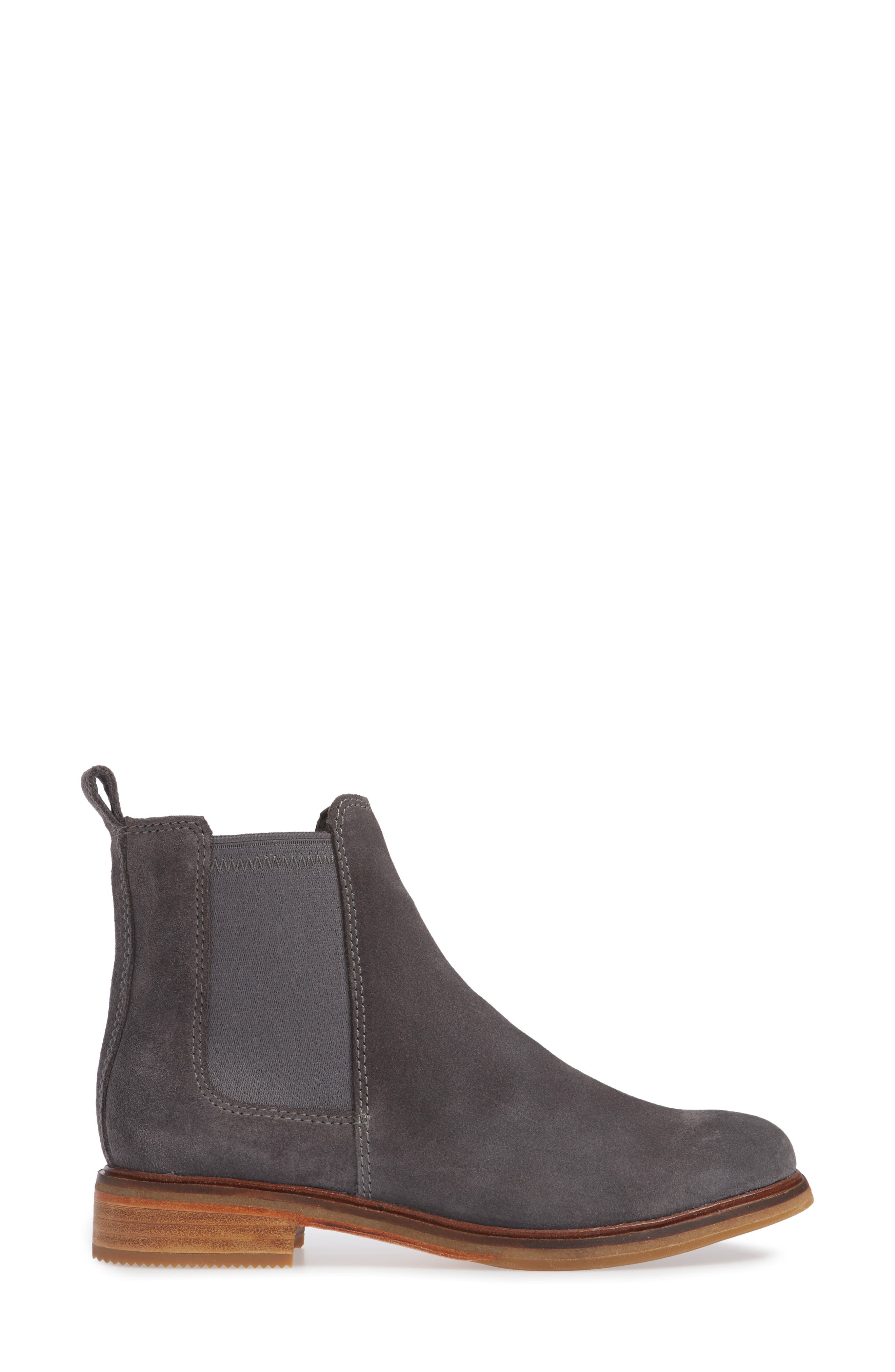 clarkdale boots womens