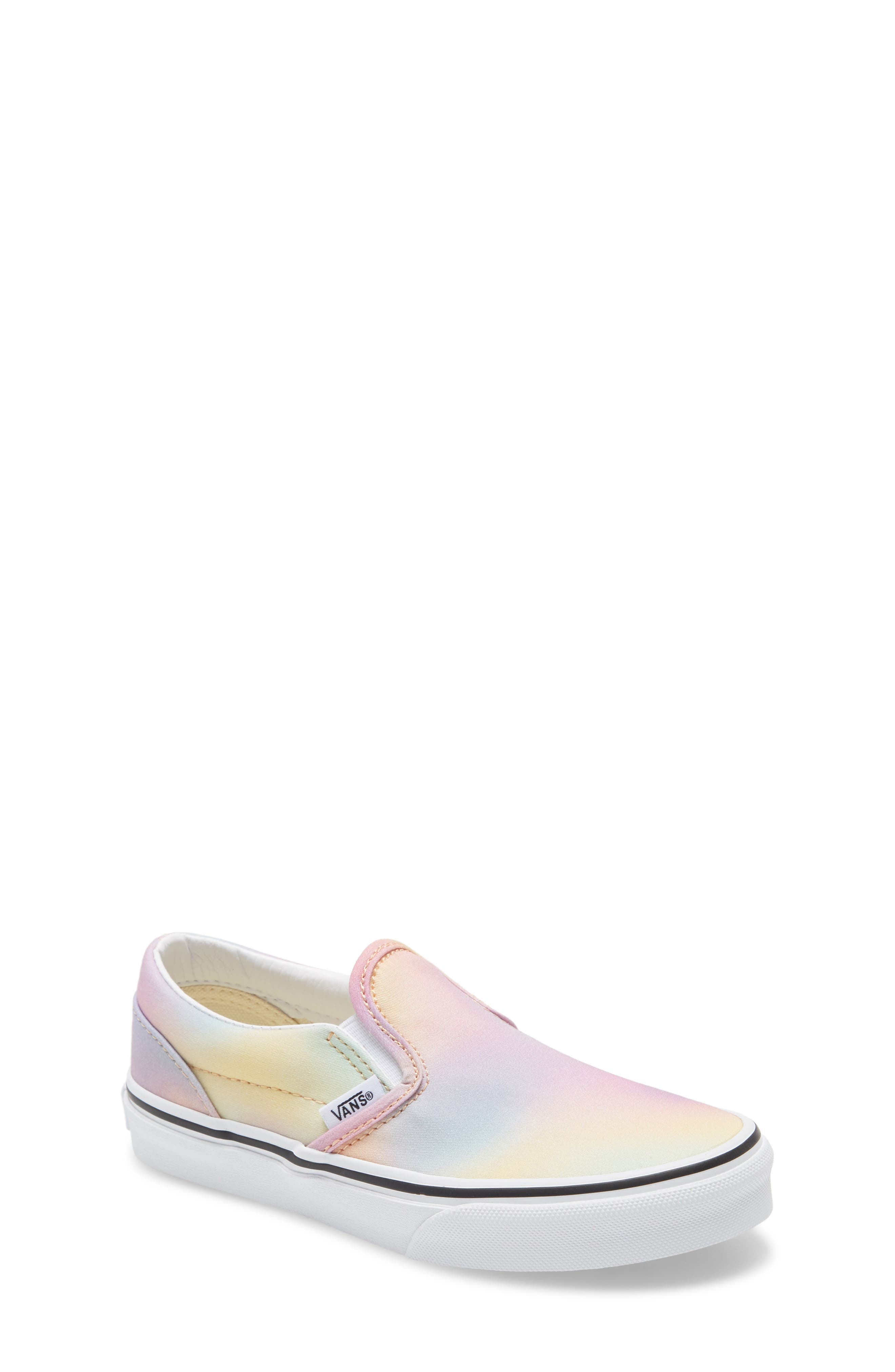 vans classic slip on trainers geometric black true white