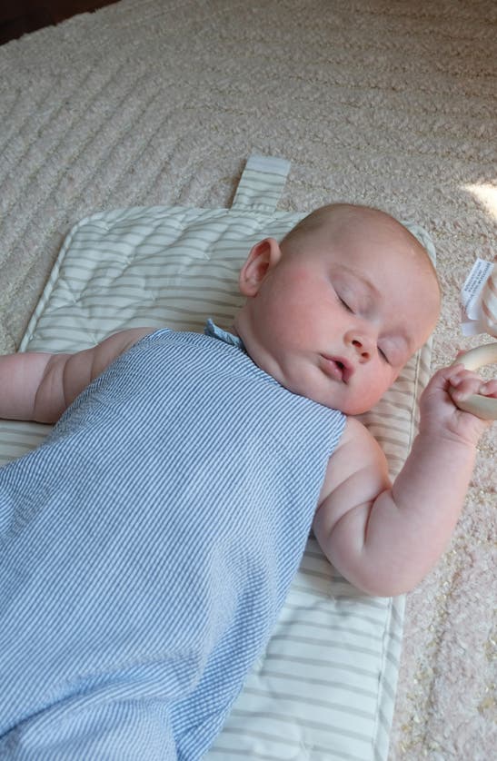 Pehr On The Go Coated Organic Cotton Changing Pad In Pebble