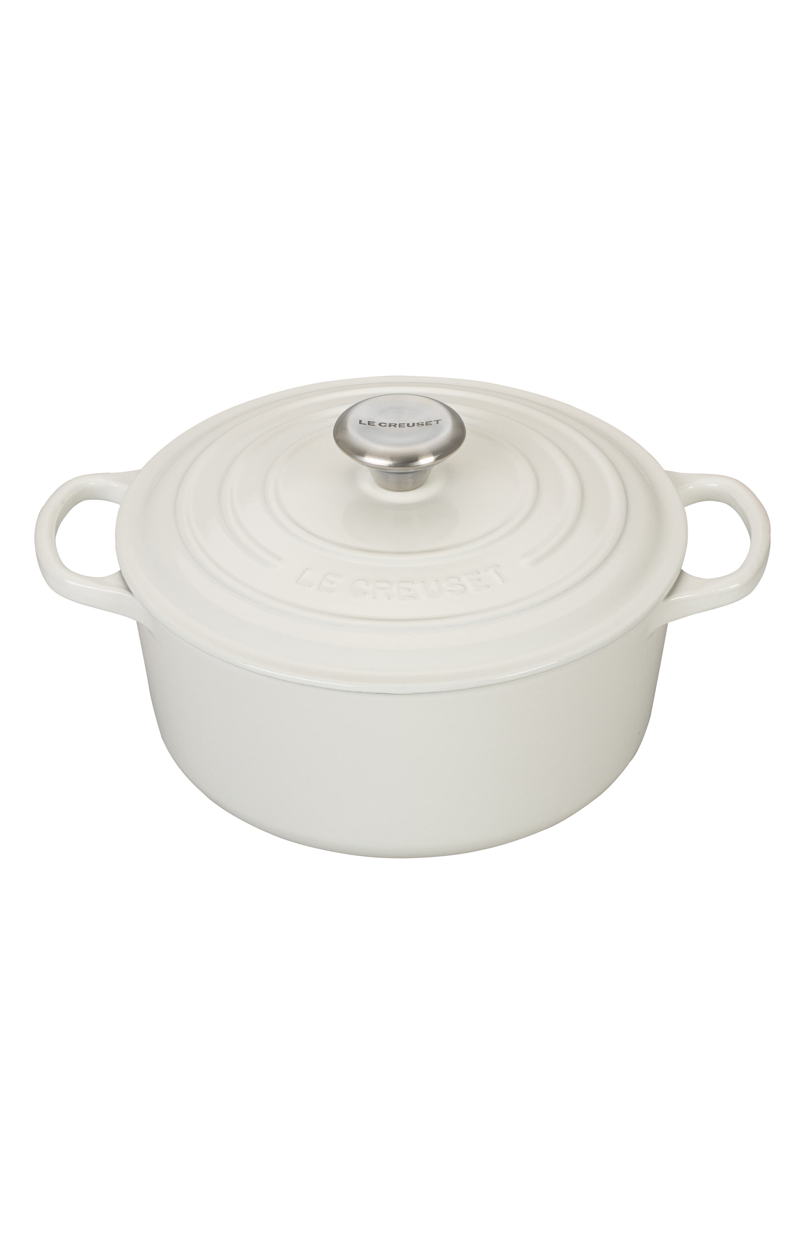 Le Creuset Signature 4 1/2 Quart Round Enamel Cast Iron French/Dutch