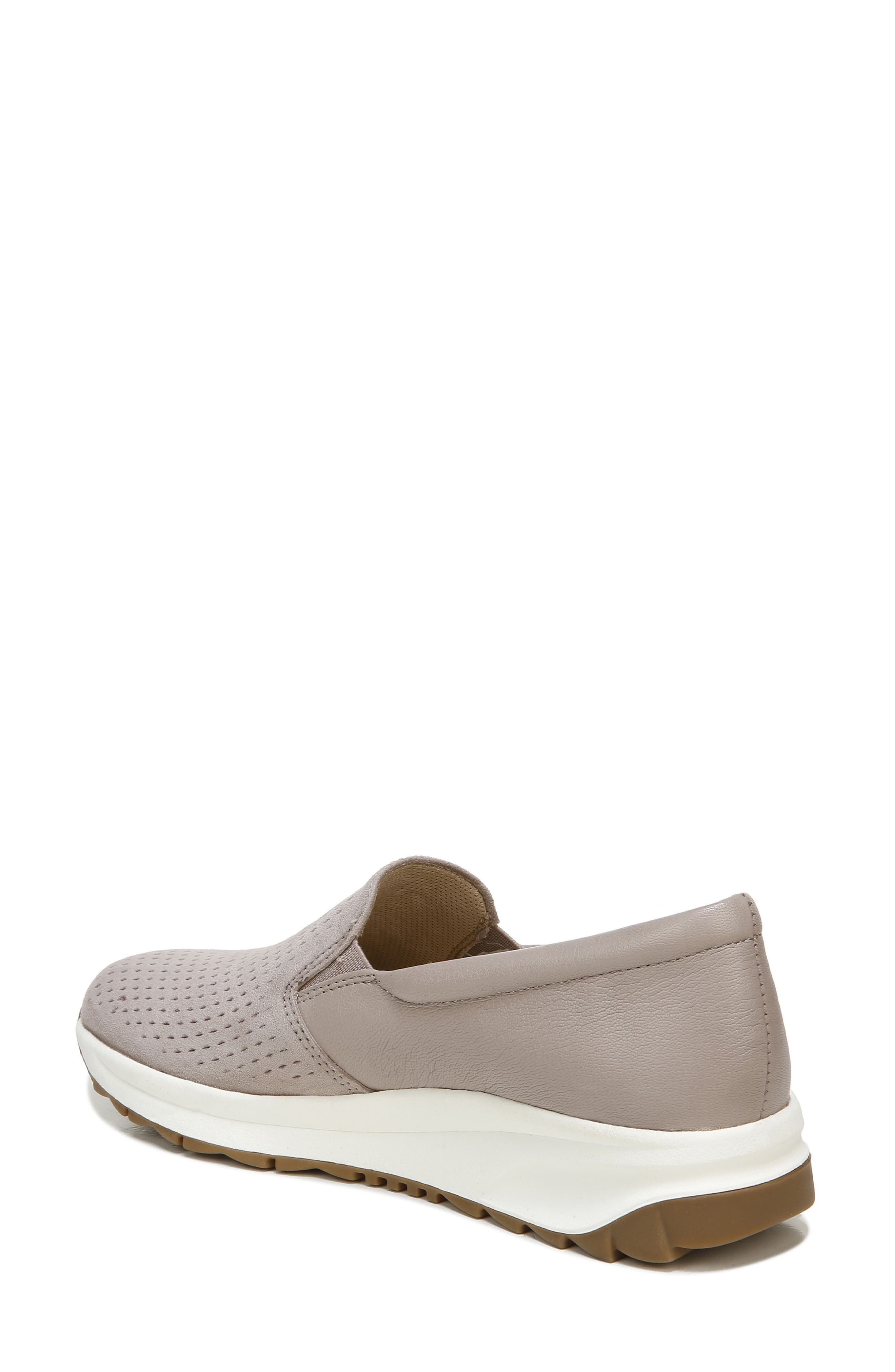 naturalizer zola slip on sneaker