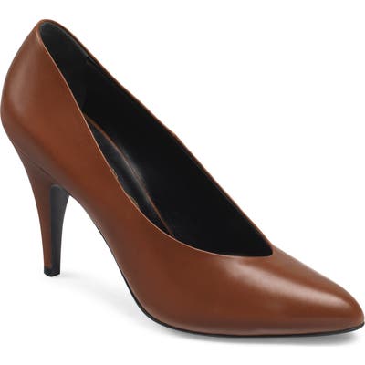 Gucci Blanca Pointy Toe Pump - Brown