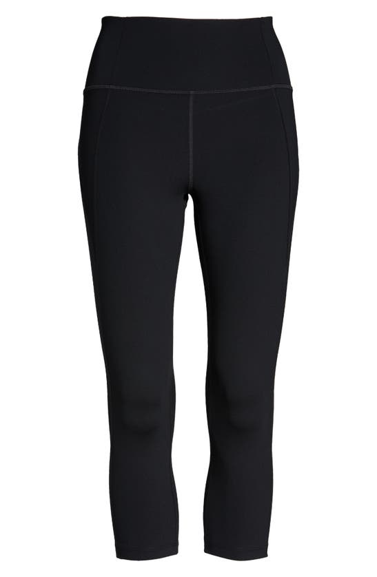 Girlfriend Collective Compressive High Waisted Capri Legging In Black