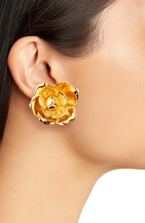 Shop Oscar De La Renta Gardenia Clip-on Earrings In Gold