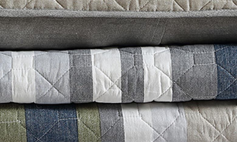 Eddie Bauer Salmon Ladder Cotton Quilt 3-piece Set In Khaki/ Navy