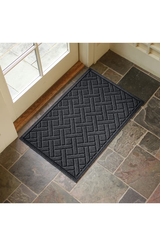 Shop Bungalow Flooring Waterhog Lattice Floor Mat In Charcoal