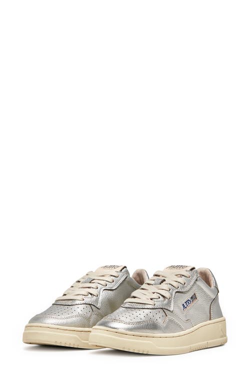 AUTRY Medalist Low Sneaker in Silver at Nordstrom, Size 9Us