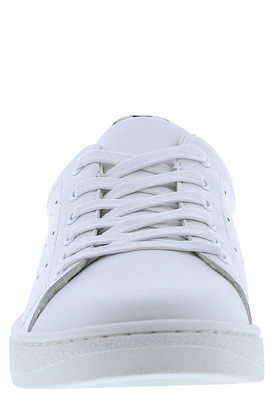 English Laundry Jamar Sneaker In White