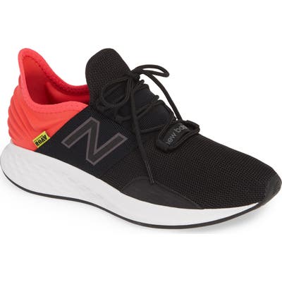 New Balance Fresh Foam Roav Sneaker - Black