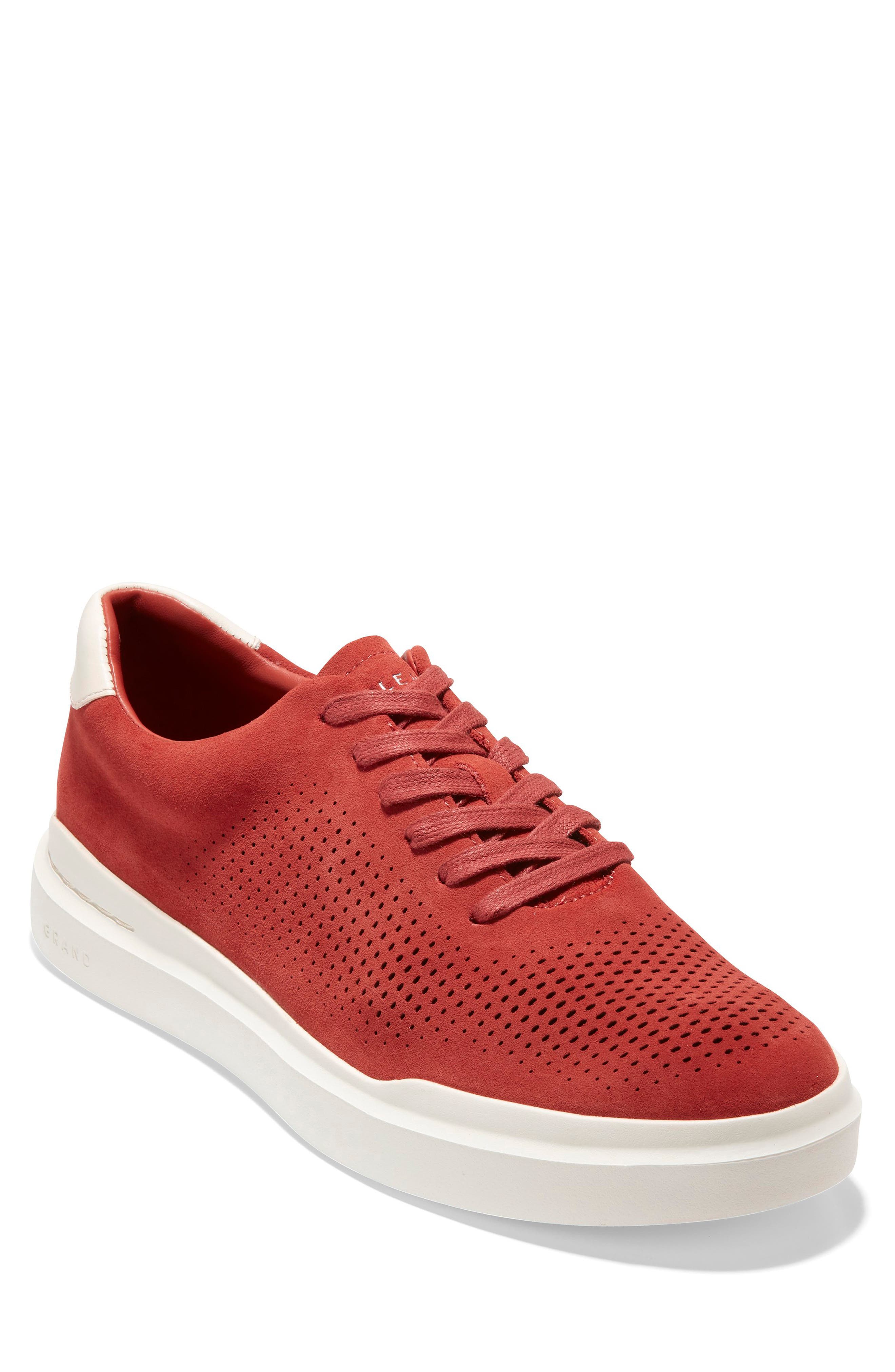 mens red athletic shoes