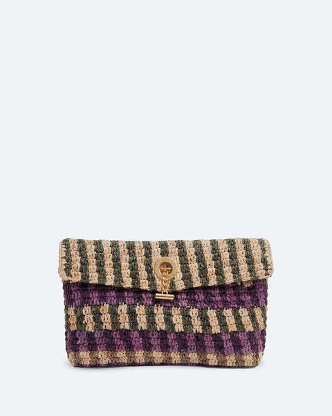 Stripe-patterned raffia clutch.