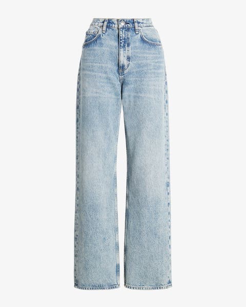 High-waisted jeans.