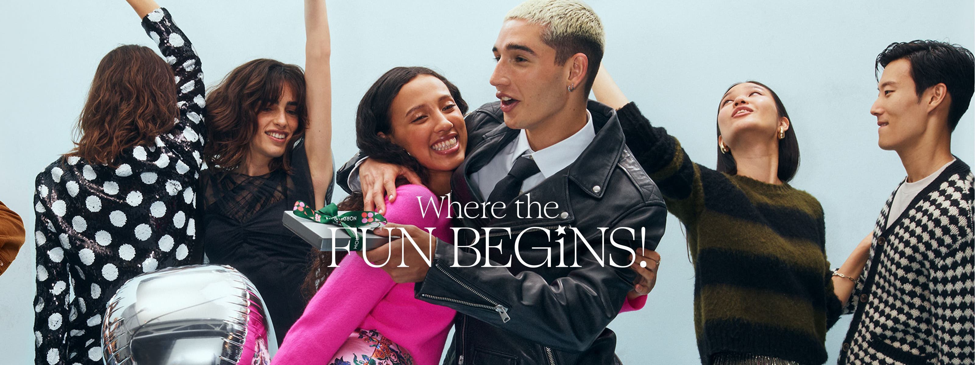 Beautifully dressed partygoers.