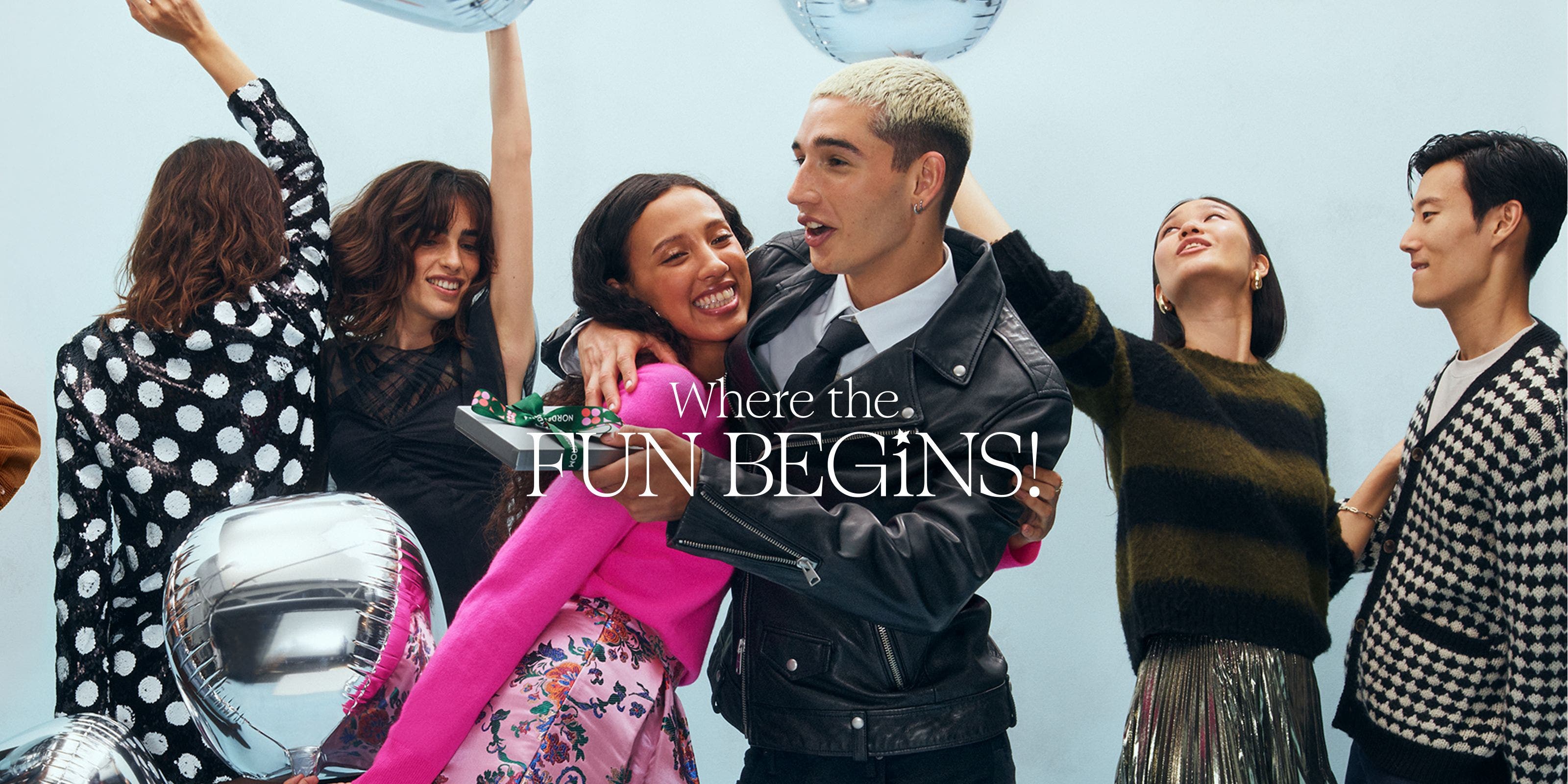 Beautifully dressed partygoers.