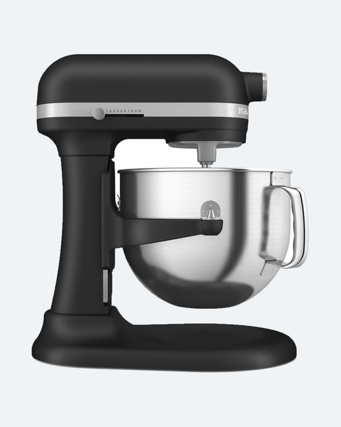 KitchenAid Pro Line 7-Quart Bowl-Lift Stand Mixer in Cast Iron Black.