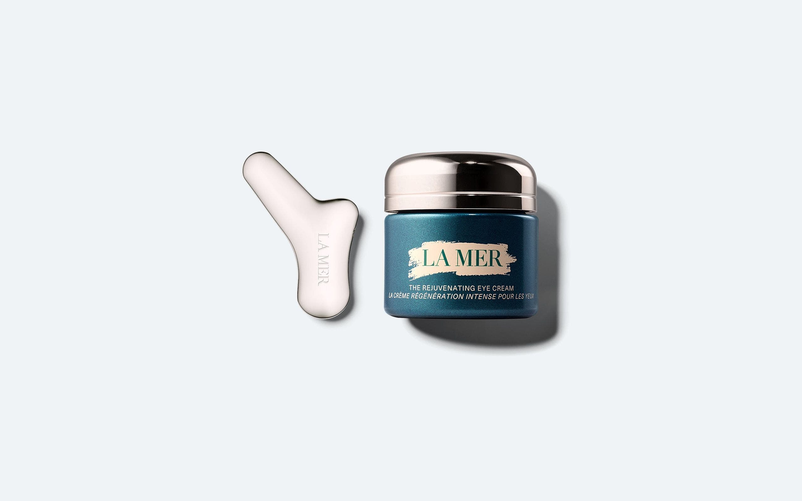 La Mer eye cream and applicator.