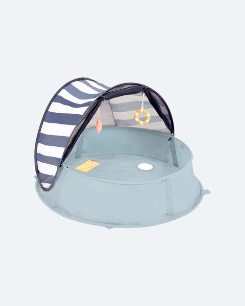 A pop=up playpen and kiddie pool.