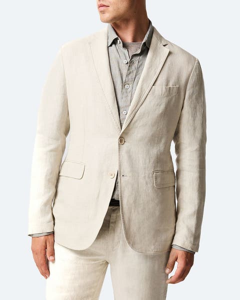 A man wearing a linen blazer.