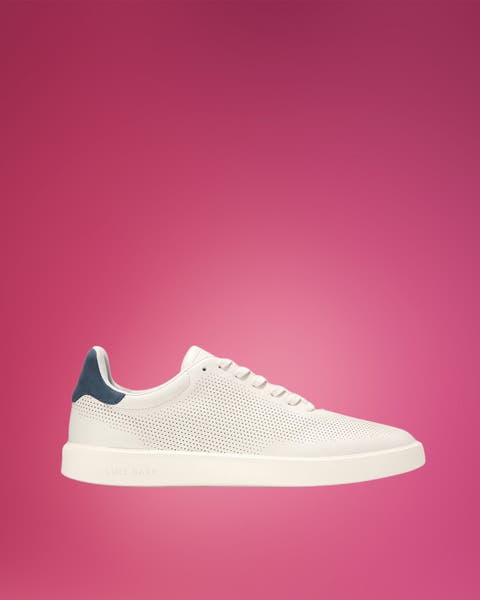 A white casual sneaker.