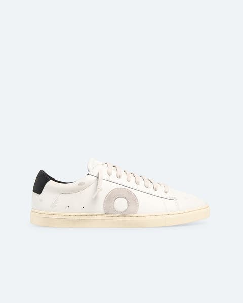 Oliver Cabell sneaker.