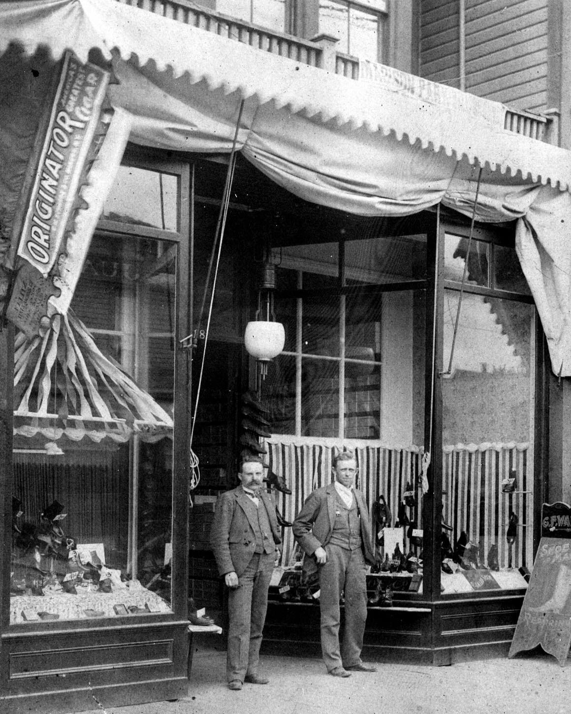 John W. Nordstrom and shoemaker Carl F. Wallin.