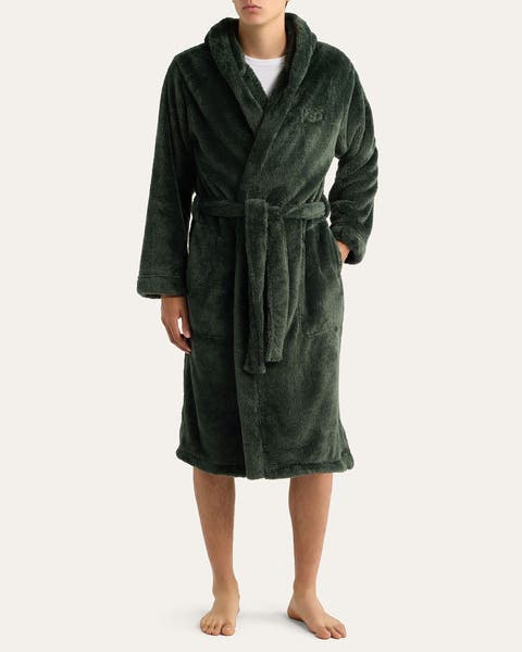Image of man in green robe.